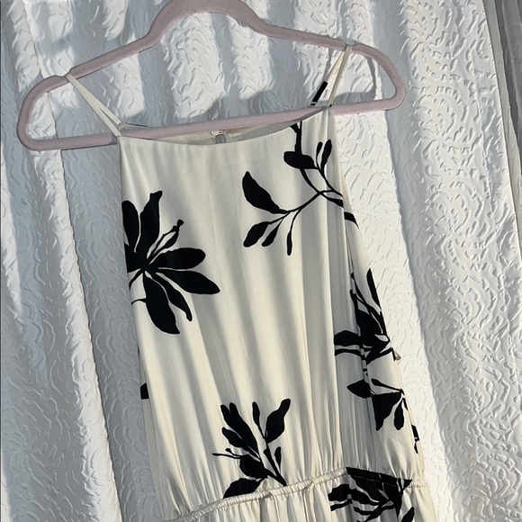 H&M Cream and Black Floral Print Maxi Dress - Picture 3 of 8